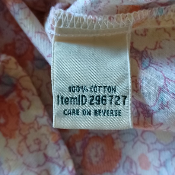 LL Bean Floral Top Large - Picture 7 of 8